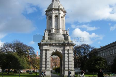 Segundo día visitando @Trinity College, el parque de @Merrion Square, Museo de Historia Natural, Galería Nacional de Irlanda, y @St. Stephen's Green 