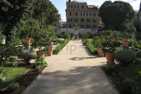 Segundo dia visitando la @Villa Borghese, el @Panteón de Agripa y la @Trevi Fountain  