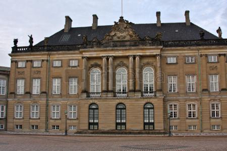Itinerario por Palacio Amalienbrog, Kastellet, Museo Nacional y Palacio Rosenberg